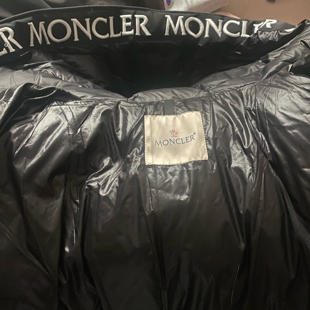 Moncler coat (s) unisex